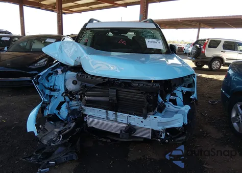 2025 Ford Bronco Sport Heritage z USA, uszkodzony, nr VIN 3FMCR9GN8SRF27310